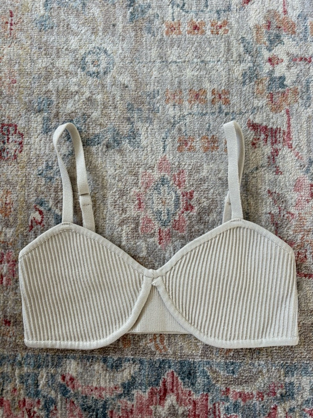 Aritzia Sculpt Knit Bra